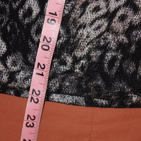 Alex Evenings Black & Gray Scoop Neck Tank Tops Women's Size L - Picture 6 of 6